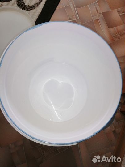 Ведро пластиковое с крышкой 10л