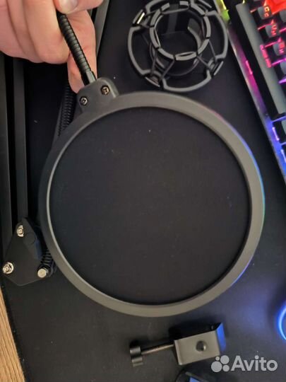 Кронштейн для микрофона