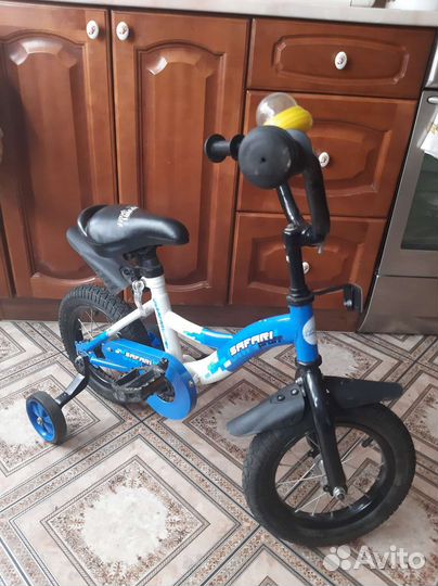 Велосипед детский,трёх колёсный