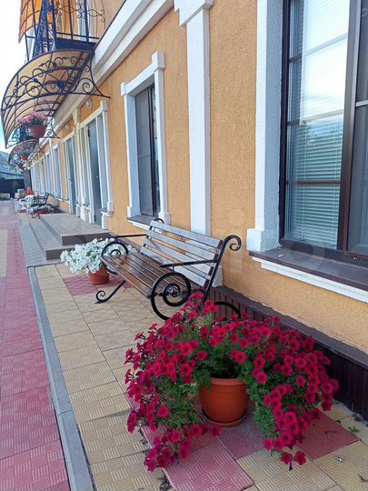 4-к. квартира, 98 м², 2/2 эт.