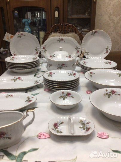 Сервиз столовый Шиповник Chodziez Польша СССР