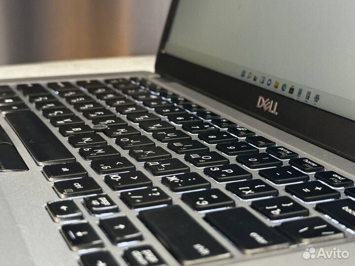 Очень мощный ноутбук озу 32гб как новый