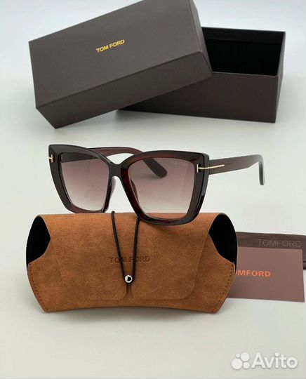 Солнцезащитные очки женские Tom Ford