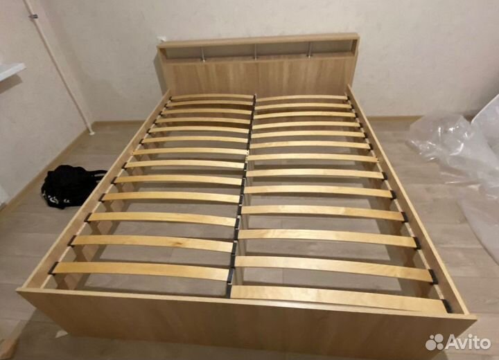 Кровать двуспальная 180х200