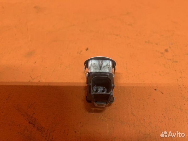 Датчик парктроника задний Infiniti Qx56 Z62 5.6