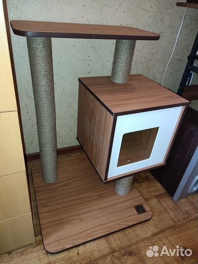 Домик для кошки с когтеточкой