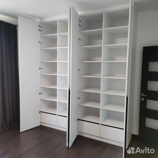 Шкаф распашной на заказ