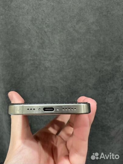 iPhone 15 Pro, 128 ГБ