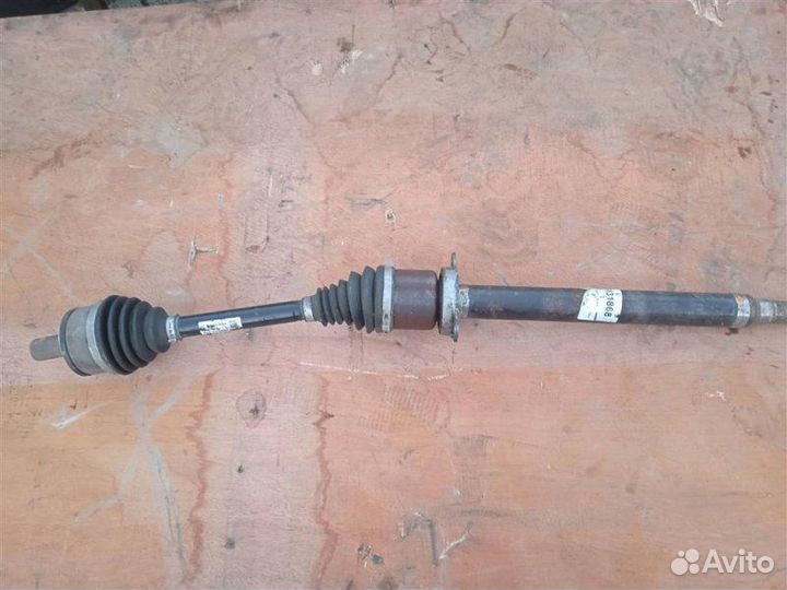 Привод передний правый Volvo V90