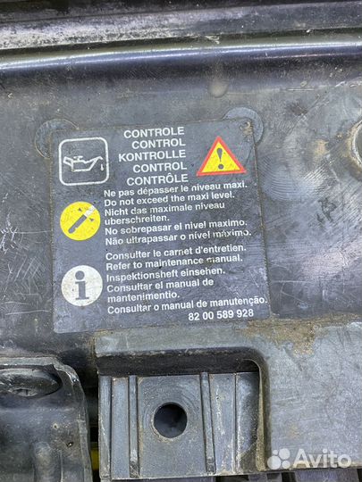 Панель передняя верхняя Renault Megane 2