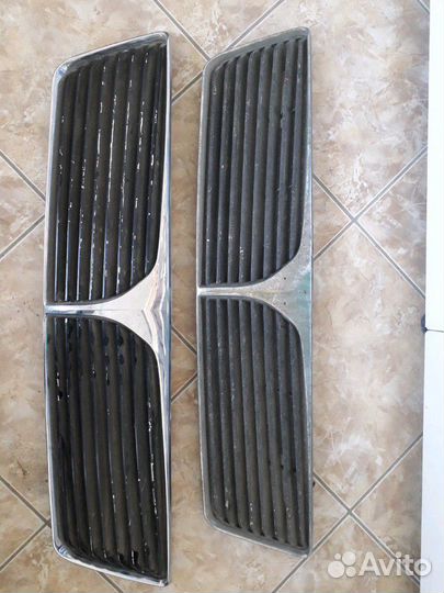 Mitsubishi lancer cedia Решетка радиатора