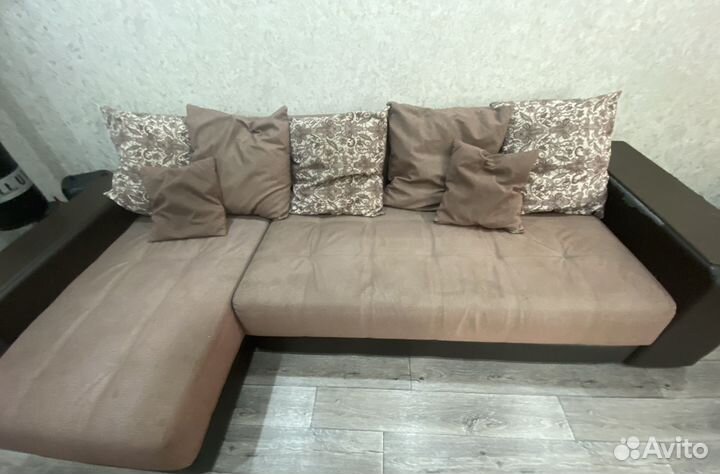 Угловой диван