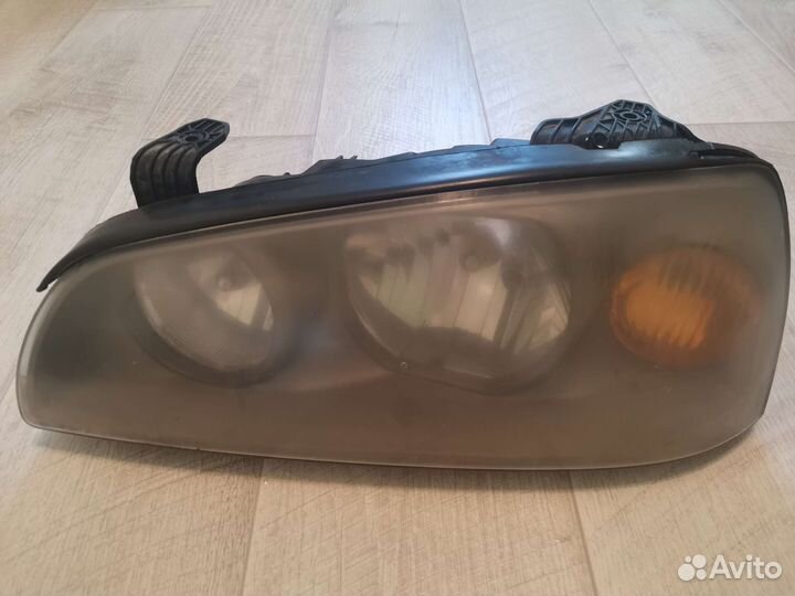 Фары передние комплект Hyundai Elantra 2005