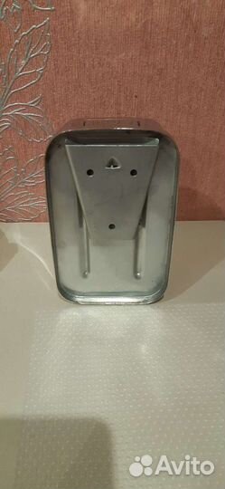 Дозатор для жидкого мыла настенный