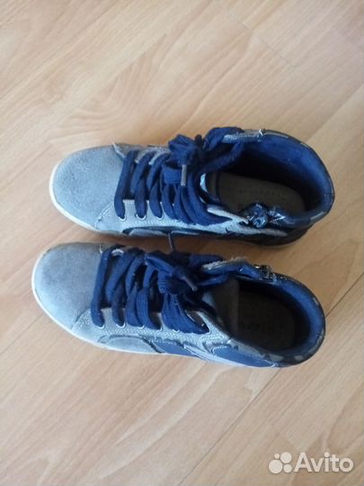 Ботинки 35 размера