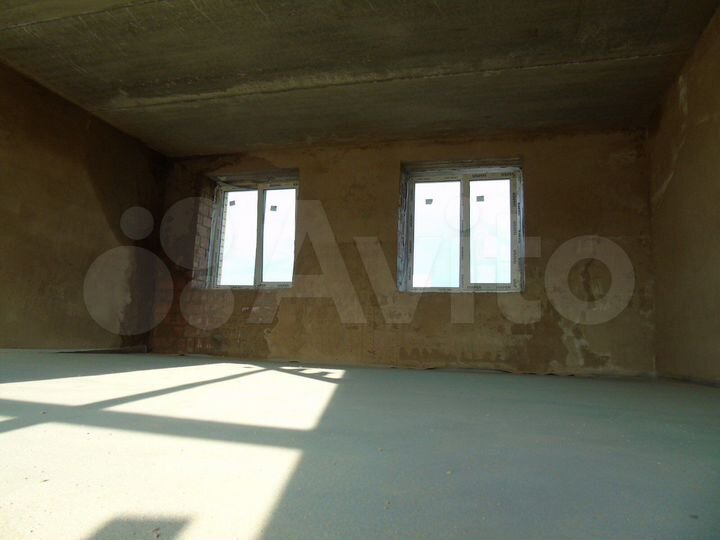 3-к. квартира, 138 м², 2/3 эт.