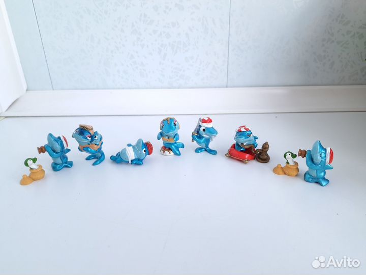 Киндеры из 90-х, акулы, бегемоты, динозавры