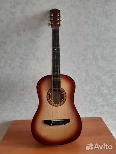 Гитара с чехлом