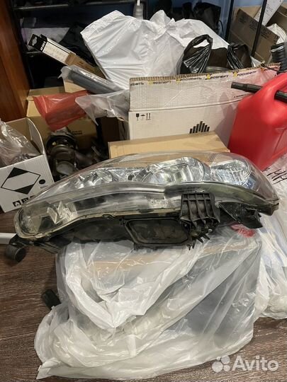 Фара Toyota Corolla 150