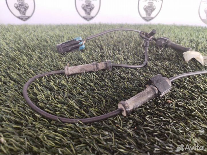 Датчик ABS передний Hummer H3 N/A H3 L52 2006