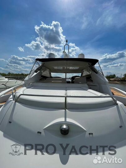 Глиссирующая яхты Sunseeker 53, Portofino 2005 год
