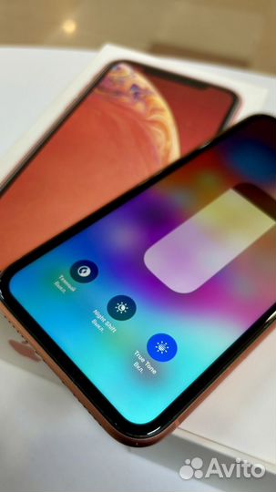 iPhone Xr, 64 ГБ