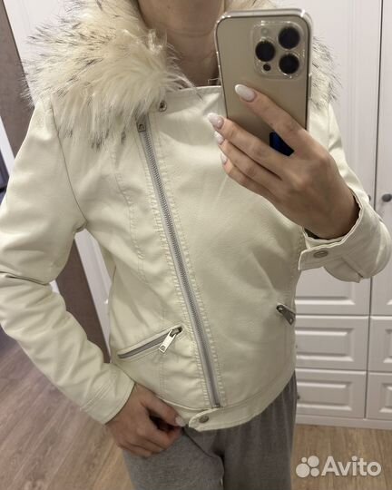 Продам куртку кожаную