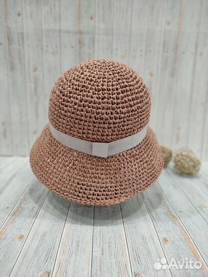 Шляпа женская соломенная
