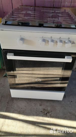 Продам газовую плиту бу
