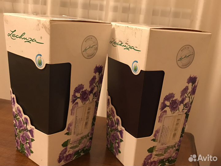 Кашпо для цветов настенное