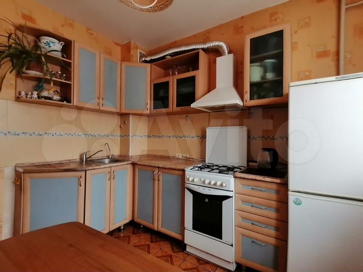 3-к. квартира, 70 м², 6/10 эт.