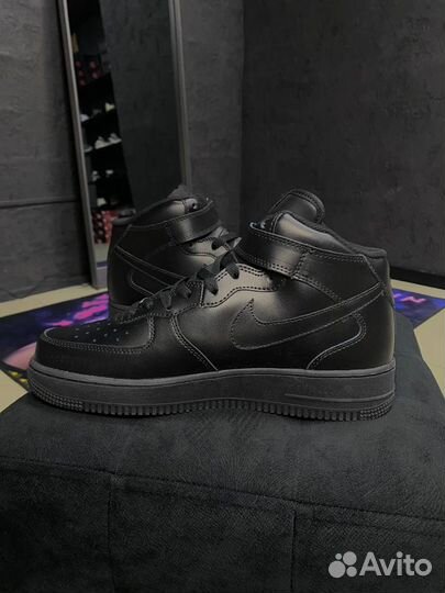 Кроссовки Nike Air Force 1 Mid '07