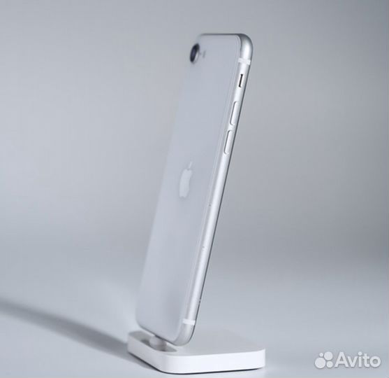 iPhone SE (2020), 128 ГБ