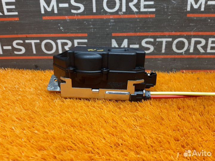 Замок багажника Mercedes-Benz E-Class W211 112.954