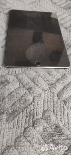 Продам iPad mini 5