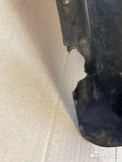 Локер передний правый Skoda Octavia A5