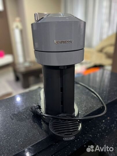 Кофеварка капсульная DeLonghi Nespresso ENV120.W