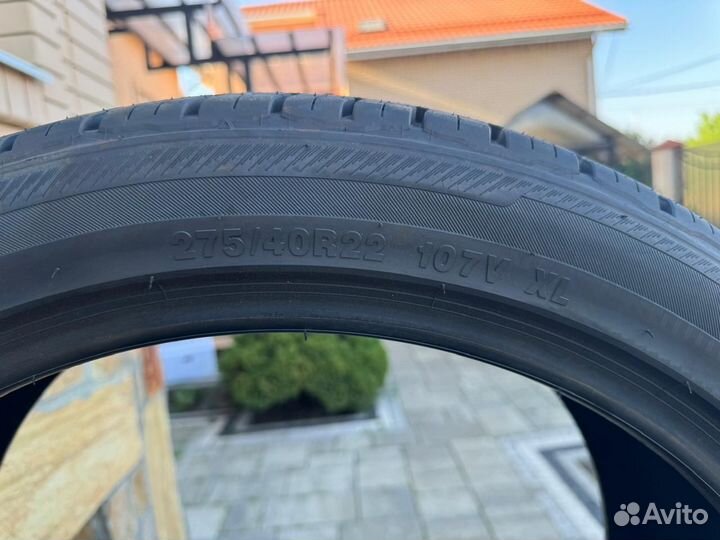 Galaxia SL677 275/40 R22 и 315/35 R22 107Y