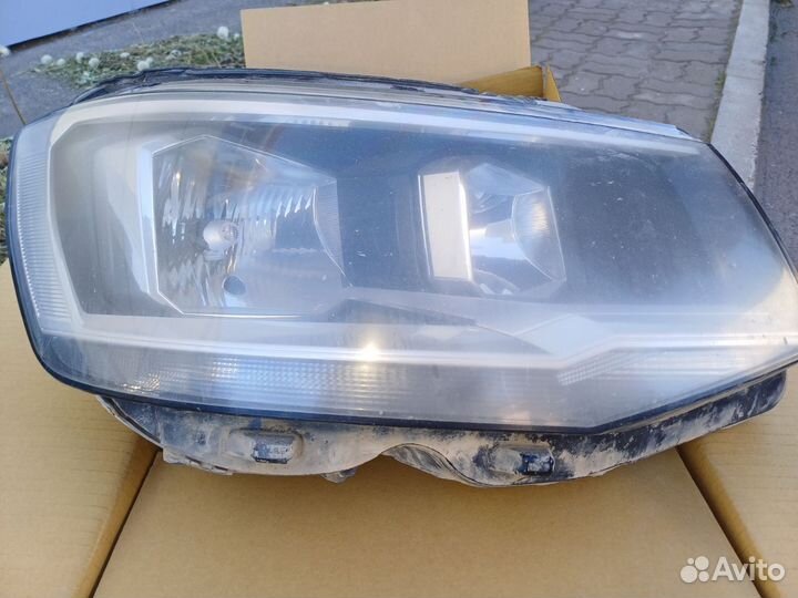 Фары Volkswagen транспортёр T6 Каравелла