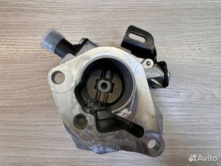 Вакуумный насос Renault Duster 2