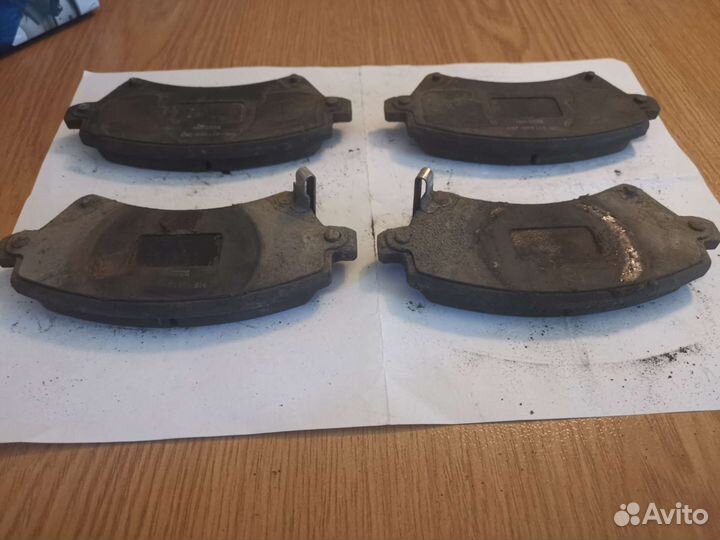 Тормозные колодки toyota corolla 120 б/у