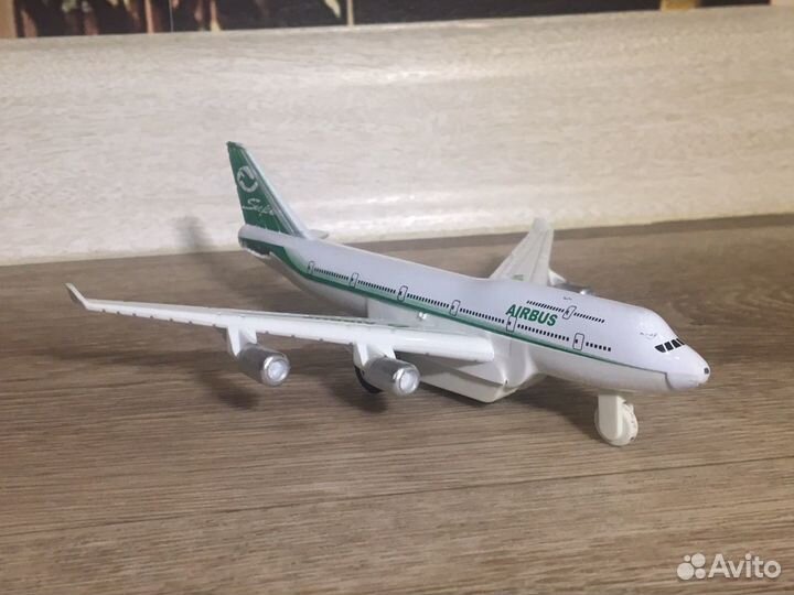 Модель самолета