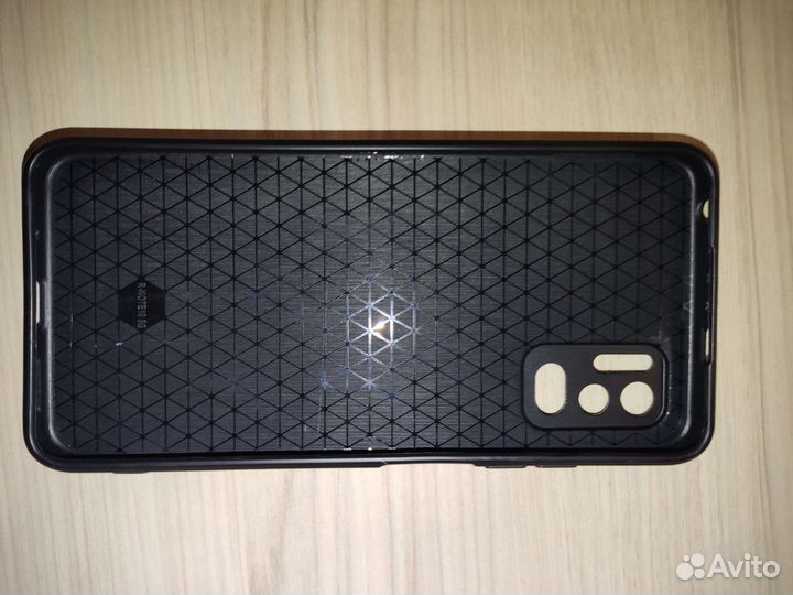 Противоударный чехол