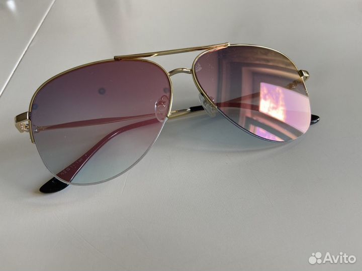 Солнцезащитные очки