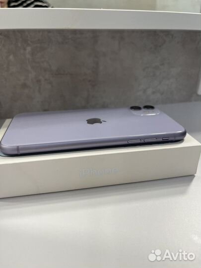 iPhone 11, 64 ГБ