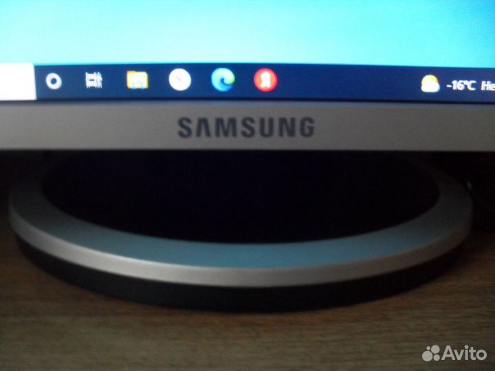 Монитор для компьютера