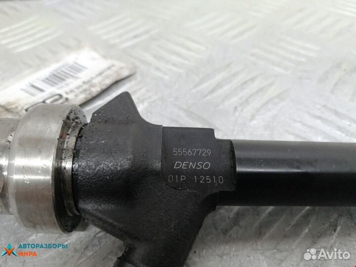 Форсунка Opel Astra H/Family рест. 2012 55567729