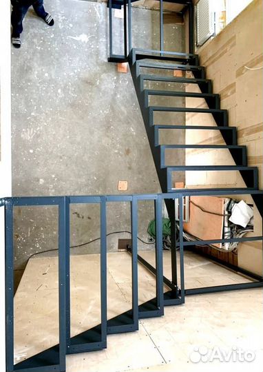 Лестница на монокосоуре