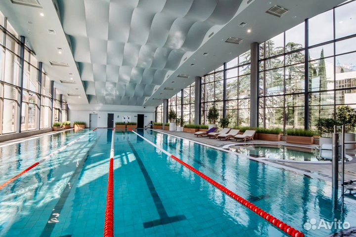 Безлимитный Абонемент в фитнес клуб с бассейном