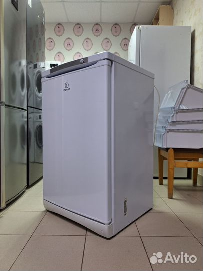 Морозильная камера Indesit(новая)